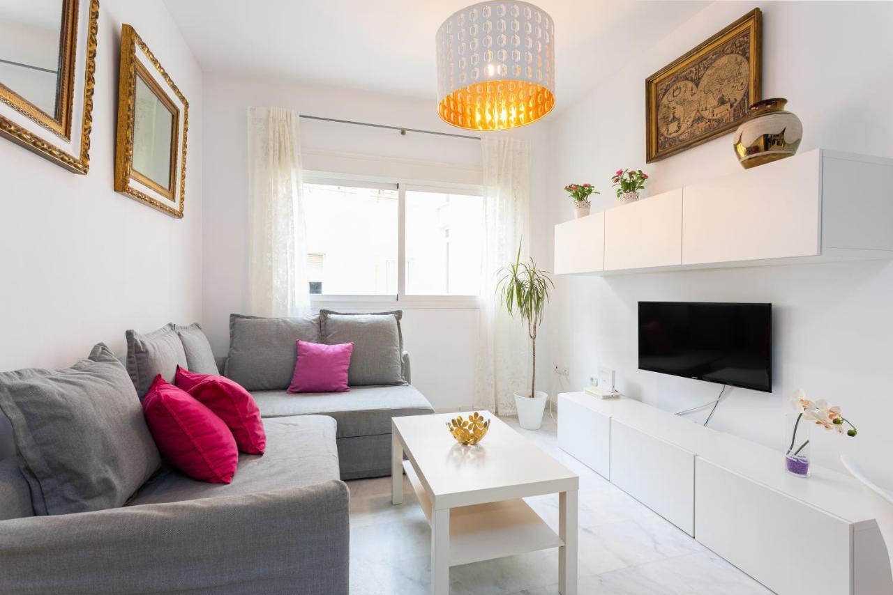 Holidays2Malaga Carrera Capuchinos Free Parking Aircon Downtown Buitenkant foto