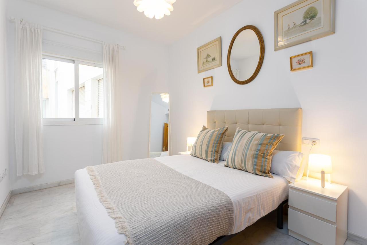 Holidays2Malaga Carrera Capuchinos Free Parking Aircon Downtown Buitenkant foto