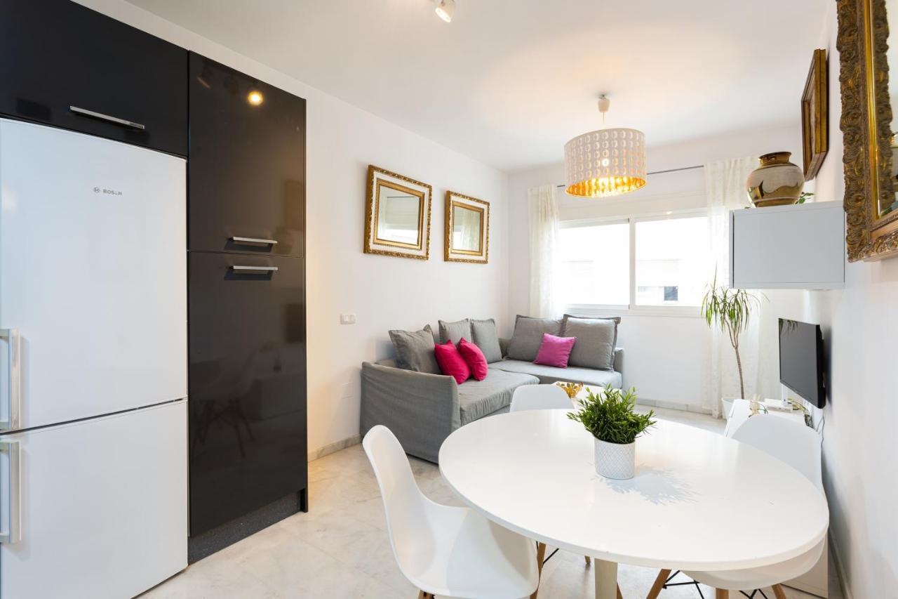Holidays2Malaga Carrera Capuchinos Free Parking Aircon Downtown Buitenkant foto